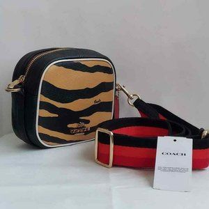 NWT Authentic Coach Mini Dempsey Camera Bag With Tiger Print C6953